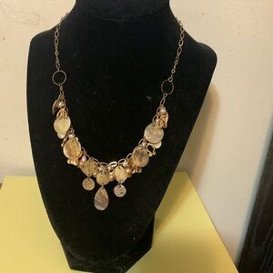 Beautiful necklace, 16 1/2”